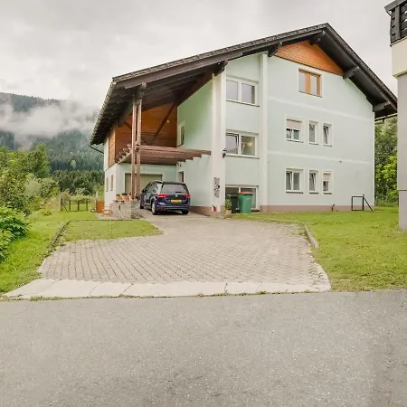 Warm Mansion Near Ski Arena In Hermangor-pressegger *