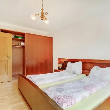 Warm Mansion Near Ski Arena In Hermangor-pressegger Holiday home *