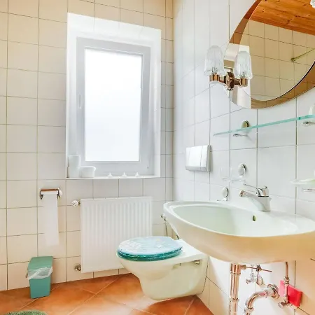 Warm Mansion Near Ski Arena In Hermangor-pressegger *